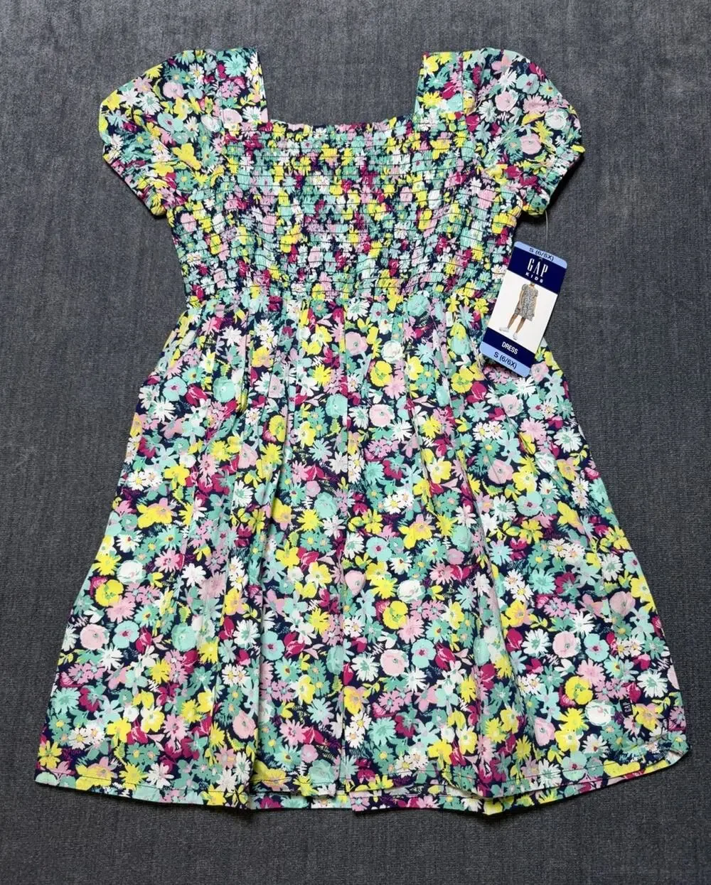 NWT Gap Knee Length Smocked Dress Girls S (6/6X) Multicolor Floral Short-Sleeve